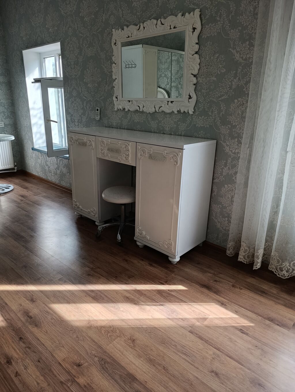 Klassik tərzdə dəbdəbəli yataq otağı dəsti Komplektin tərkibi — Mebel, Digah (2)