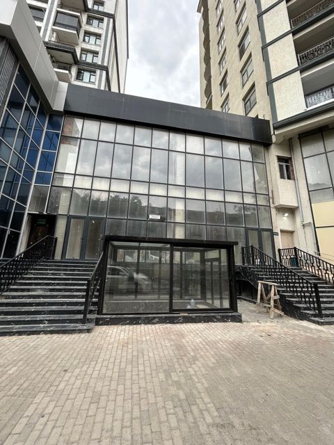 İcarəyə verilir obyekt 820 m² — Bakı