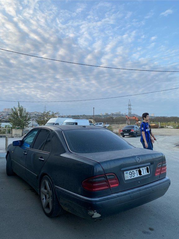 Mercedes E 240, 2.4 L, 1998 il, 456 000 km — Avtomobillər, Bakı (12)