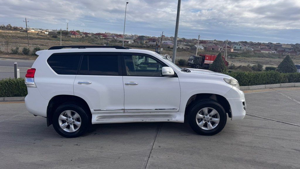 Toyota Land Cruiser Prado, 3.0 L, 2011 il, 339 000 km — Avtomobillər, Bakı (8)