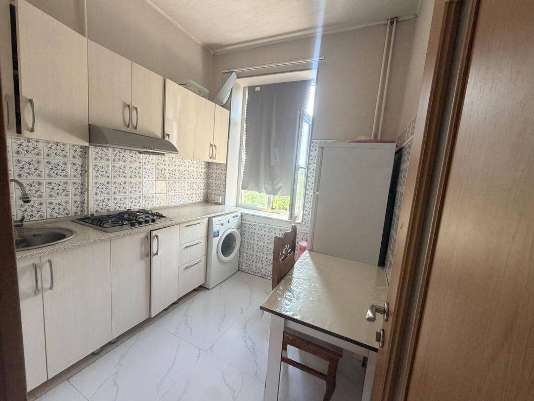 İcarəyə verilir 2 otaqlı köhnə tikili 56 m² — Mənzil, Bakı (4)