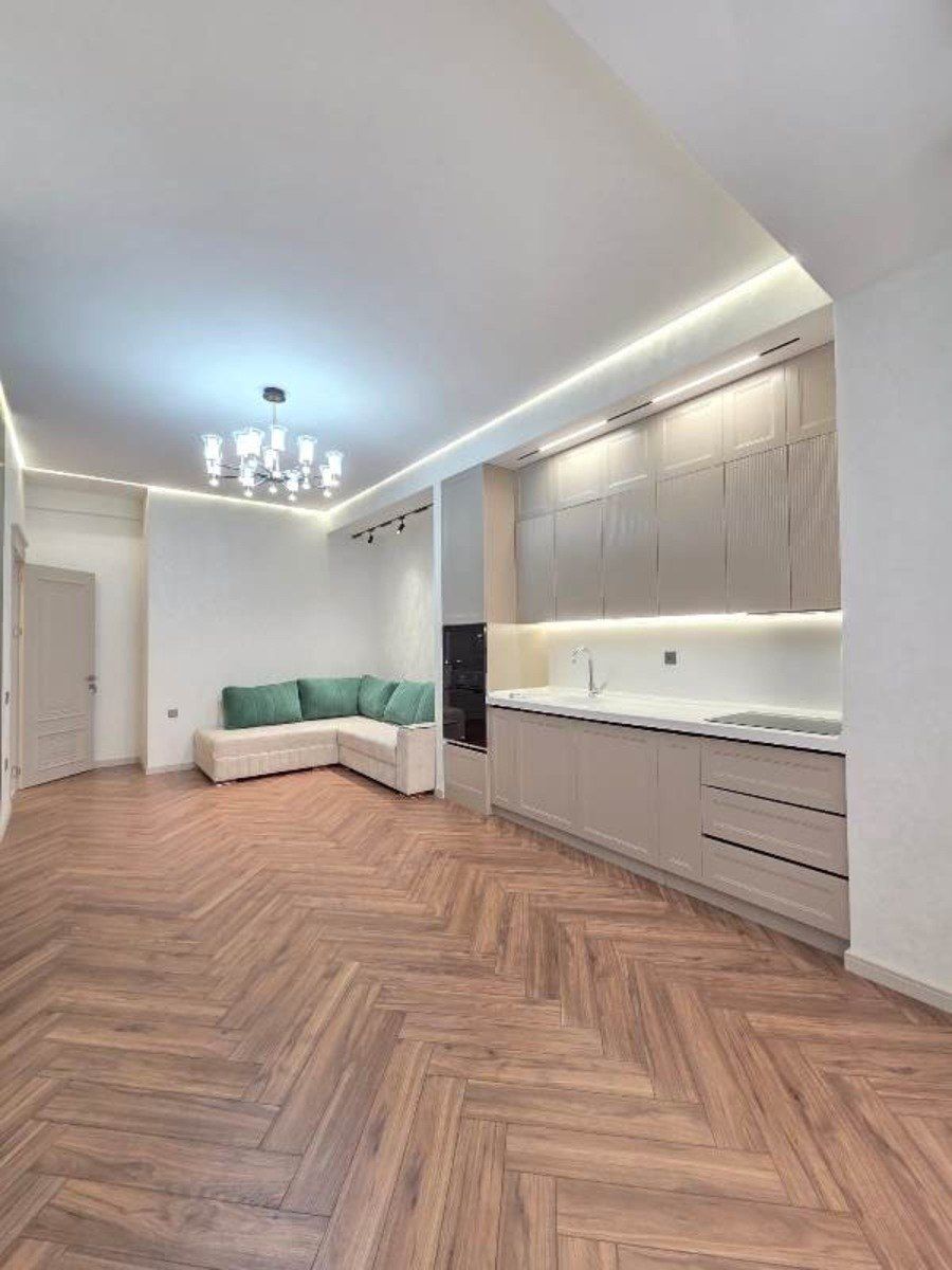 Satılır 2 otaqlı yeni tikili 68 m² — Mənzil, Bakı