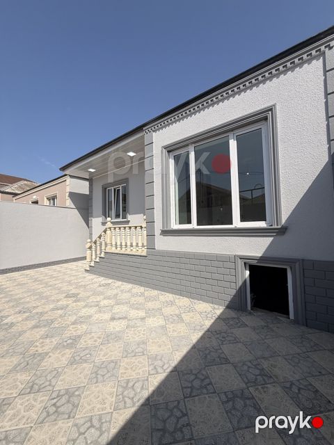 Satılır 4 otaqlı həyət evi/bağ evi 100 m²
