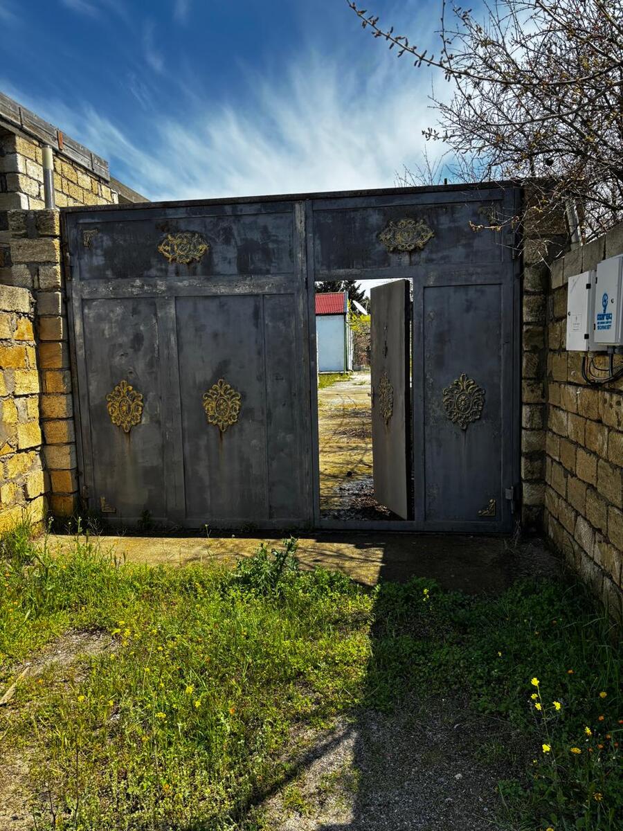 Satılır 4 otaqlı həyət evi/bağ evi 130 m² — Ev, villa, Bakı (2)