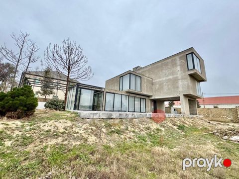 Satılır 14 otaqlı həyət evi/bağ evi 375 m²