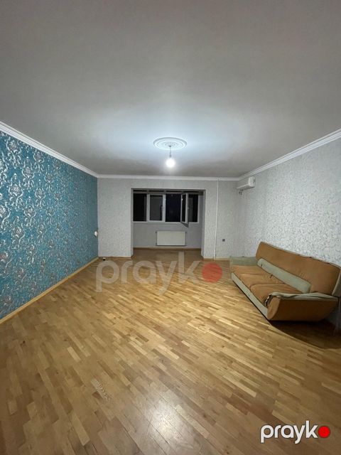 İcarəyə verilir 3 otaqlı yeni tikili 200 m²
