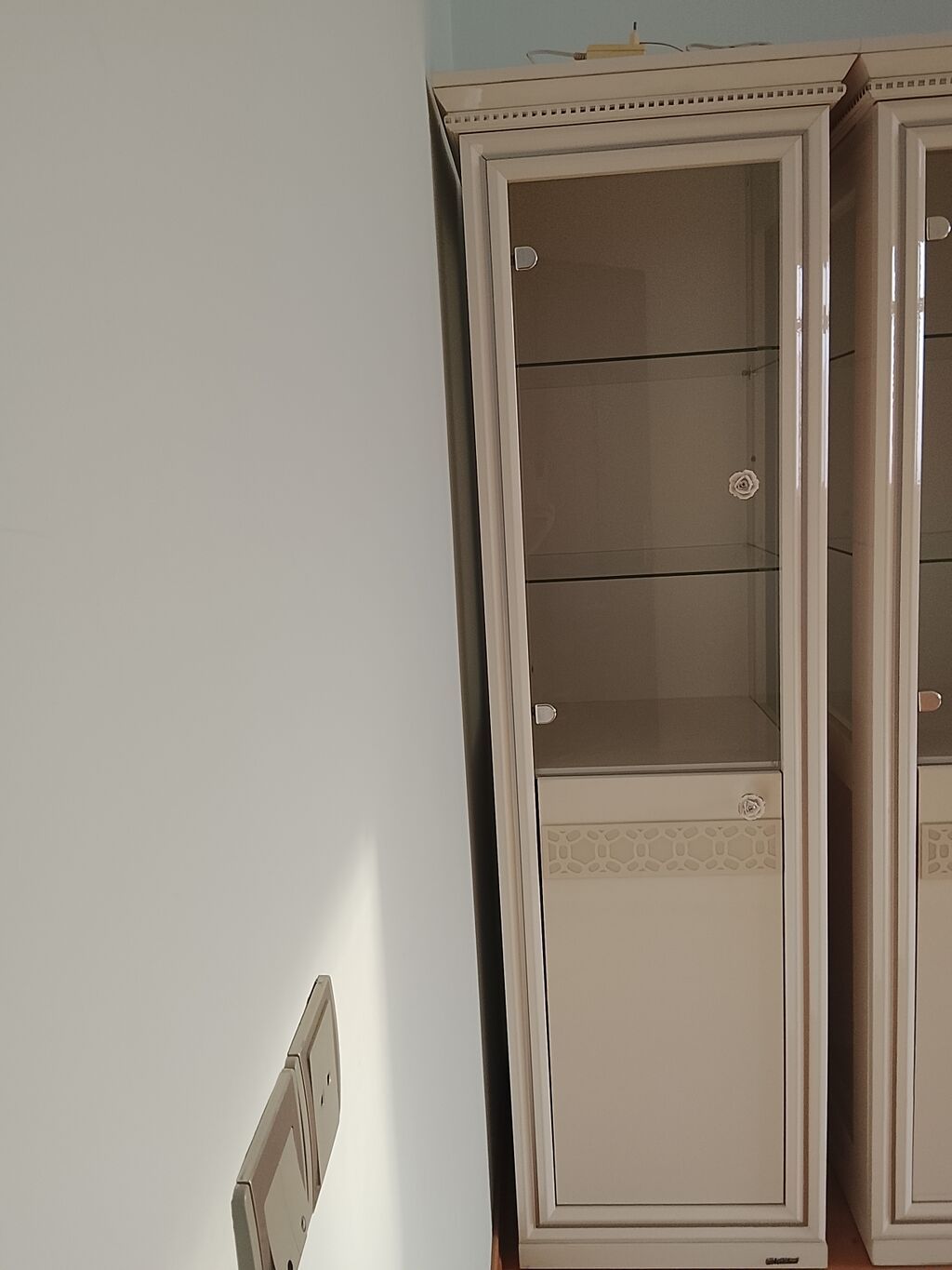 Türkiyənin İstikbal mebel firmasından premium "Barok" qonaq otağı — Şkaflar, Bakı (2)