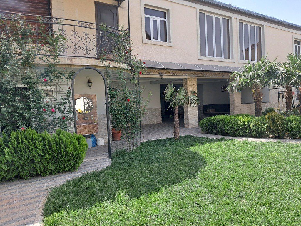 Satılır 8 otaqlı həyət evi/bağ evi 450 m² — Ev, villa, Bakı (2)