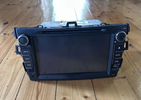 Toyota corolla 2007-2010 modellərə uyğun zavod şitə tam oturan monitor — Bakı