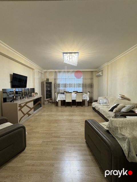 Satılır 4 otaqlı yeni tikili 145 m²