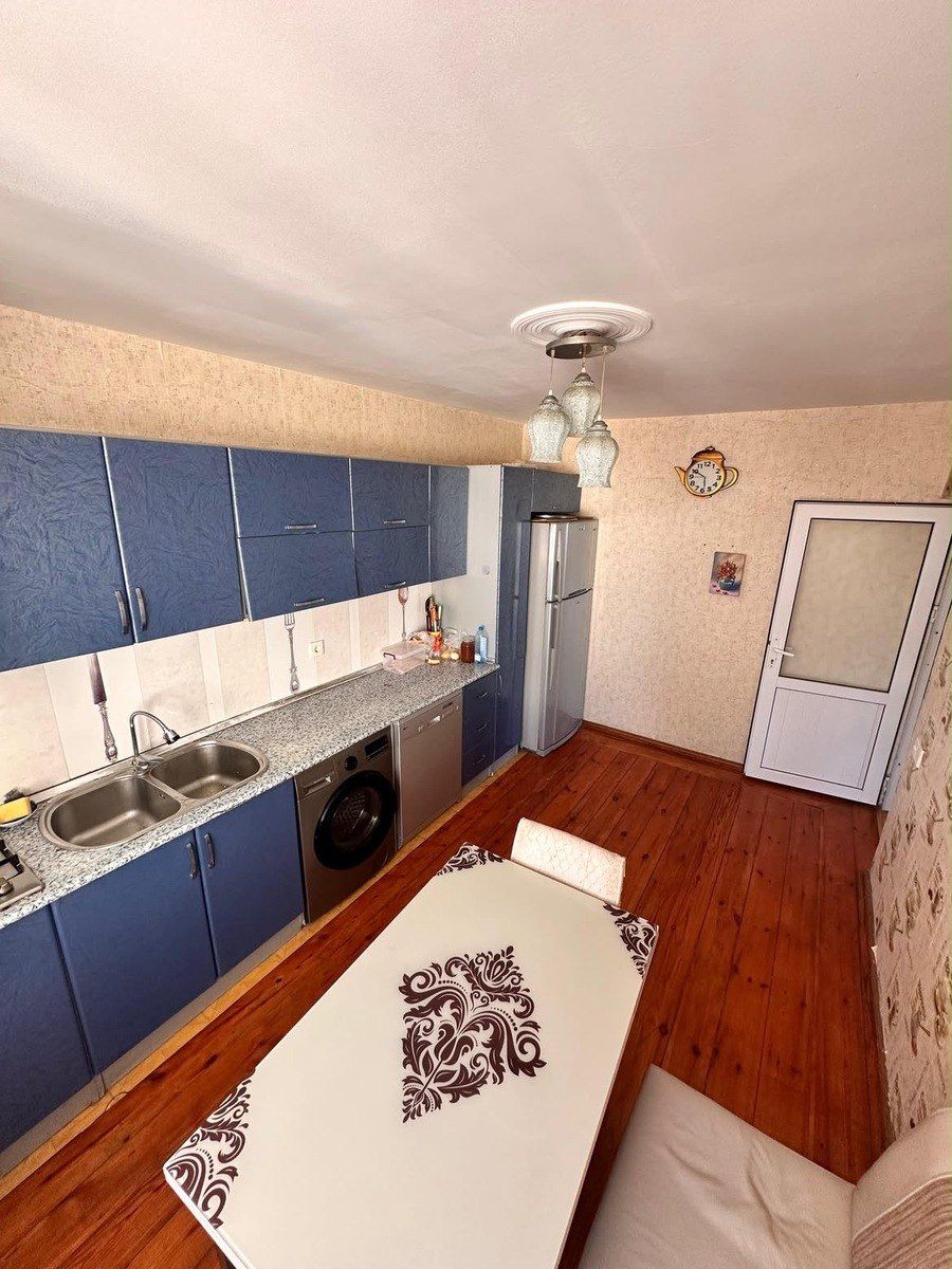 Satılır 4 otaqlı köhnə tikili 100 m² — Mənzil, Bakı (5)