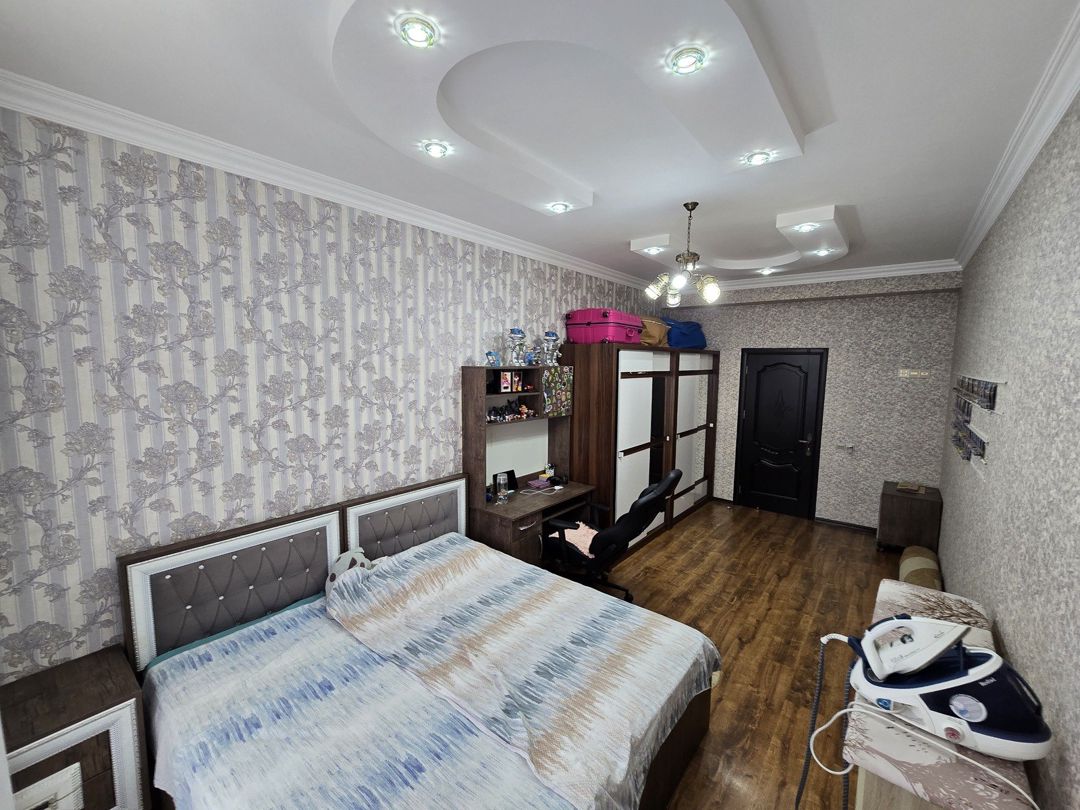 Satılır 4 otaqlı yeni tikili 192 m² — Mənzil, Bakı (10)