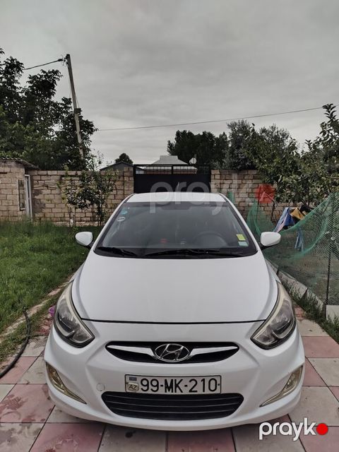 Hyundai Accent, 1.6 L, 2014 il, 137 383 km