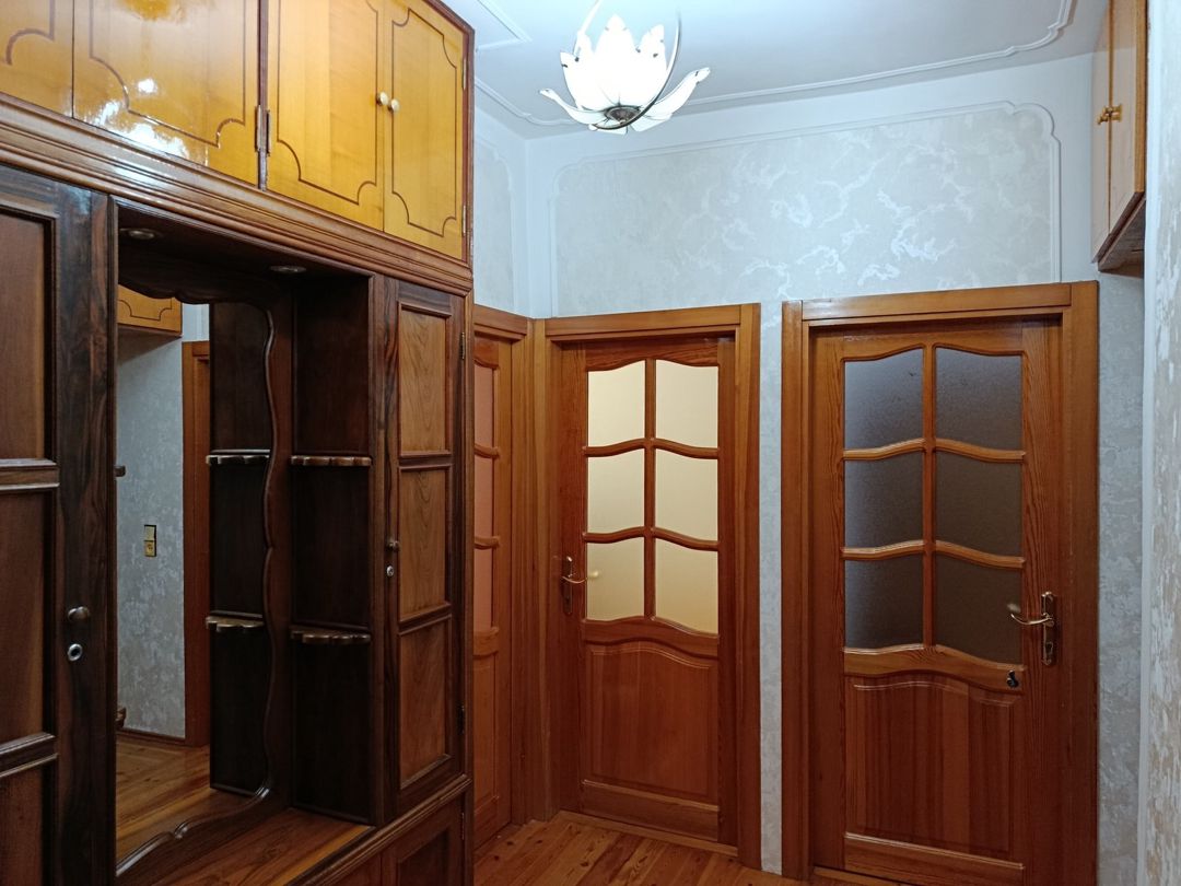İcarəyə verilir 3 otaqlı köhnə tikili 85 m² — Mənzil, Bakı (7)