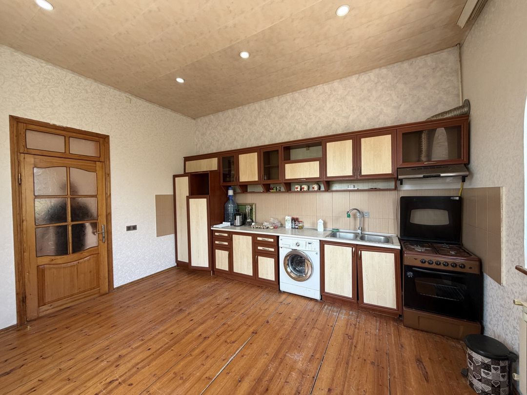 Satılır 4 otaqlı həyət evi/bağ evi 140 m² — Ev, villa, Bakı (10)