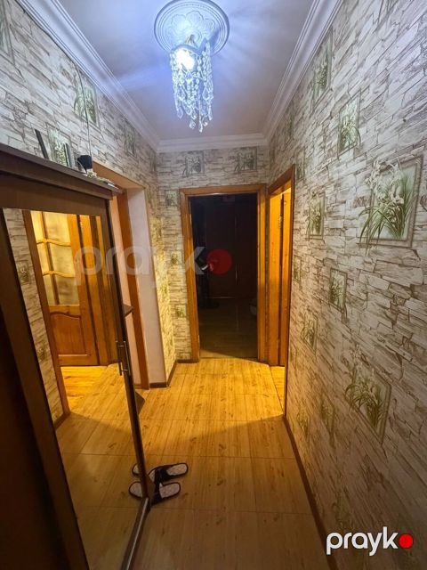 Satılır 3 otaqlı köhnə tikili 76 m² — Bakı