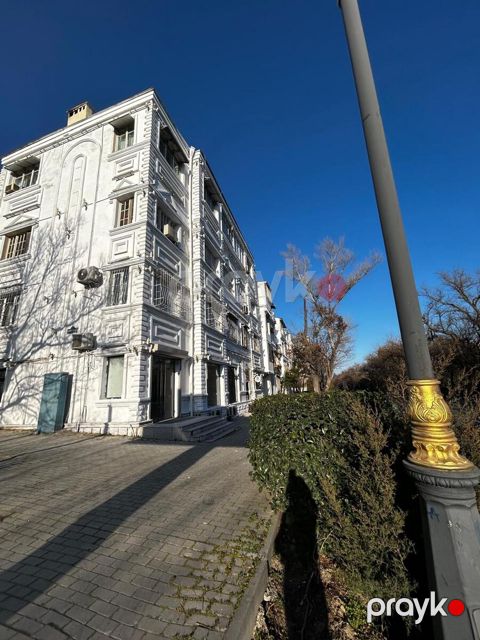 Satılır 3 otaqlı köhnə tikili 68 m²