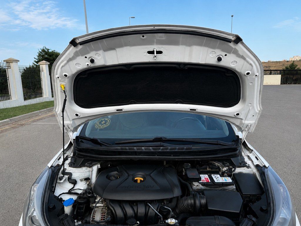 Hyundai Elantra, 1.8 L, 2015 il, 219 796 km — Avtomobillər, Bakı (5)