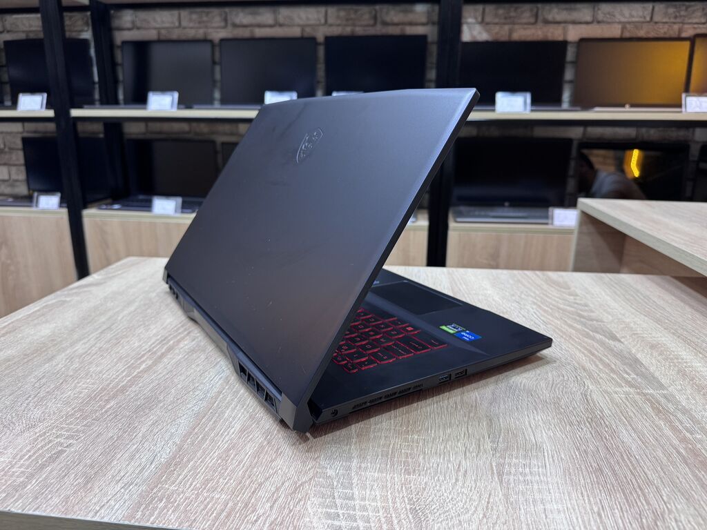 İşlənmiş MSI, 15.6 Intel Core i5, 512 GB, Ünvandan götürmə, Ödənişli çatdırılma, Rayonlara çatdırılma — MSI, Bakı (9)
