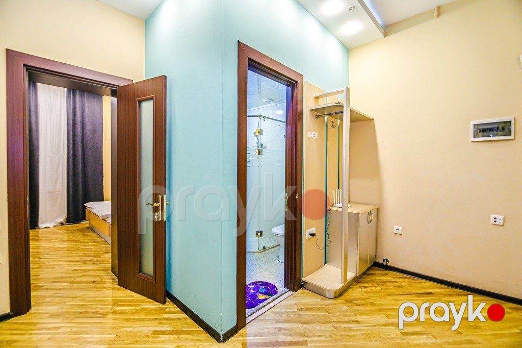 İcarəyə verilir 3 otaqlı köhnə tikili 132 m² — Mənzil, Bakı (9)