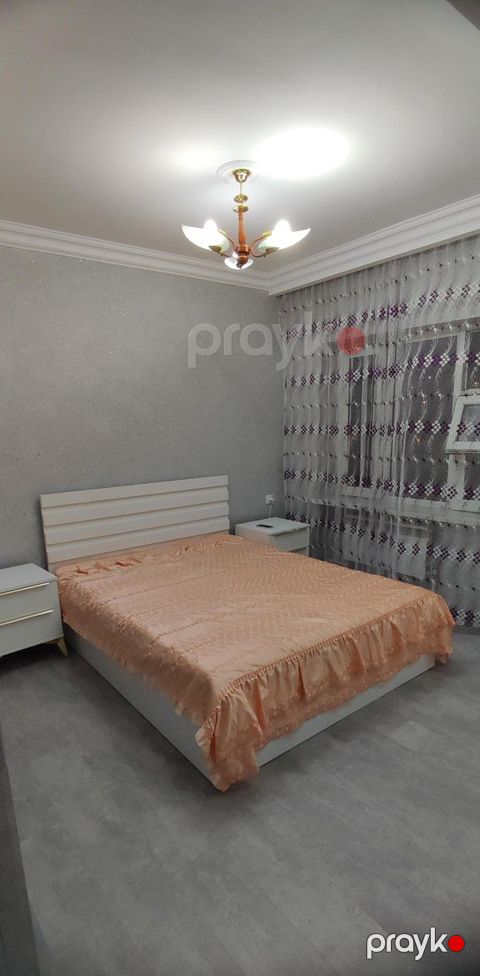 İcarəyə verilir 2 otaqlı köhnə tikili 65 m²