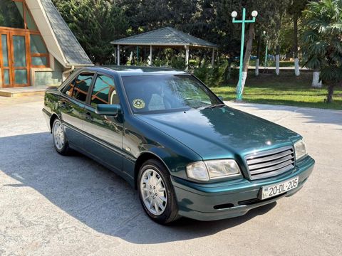 Mercedes C 220, 2.2 L, 2000 il, 325 000 km — Bakı