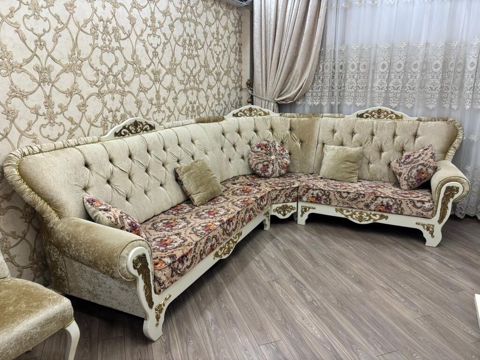 Klassik Künc divan Ölçü 340/270 Qiymət 470azn Ünvan Həzi Aslanov