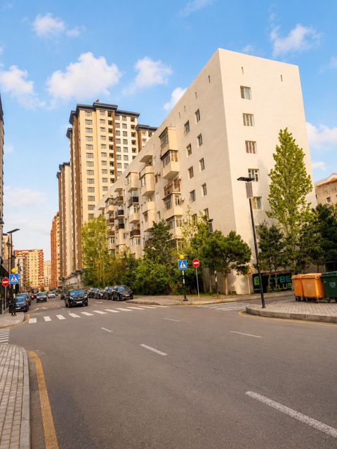 Satılır 3 otaqlı yeni tikili 100 m² — Bakı