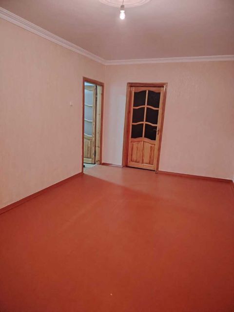 İcarəyə verilir 2 otaqlı köhnə tikili 50 m² — Sumqayıt