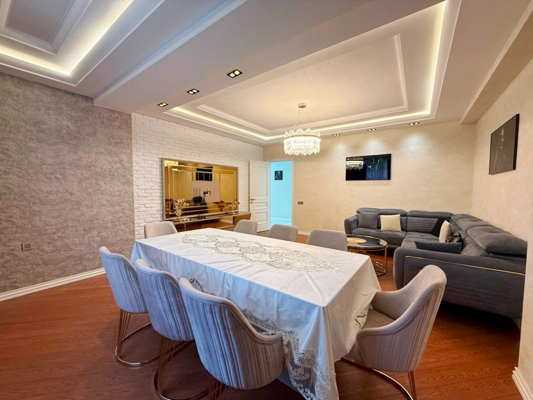 İcarəyə verilir 3 otaqlı yeni tikili 130 m² — Mənzil, Bakı (7)