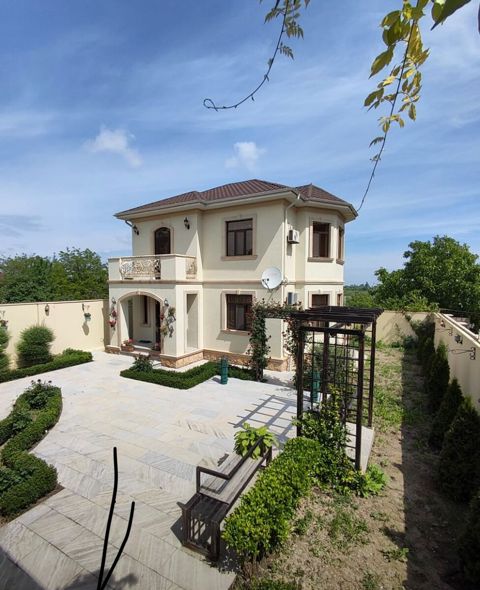 İcarəyə verilir 4 otaqlı həyət evi/bağ evi 200 m² — Quba