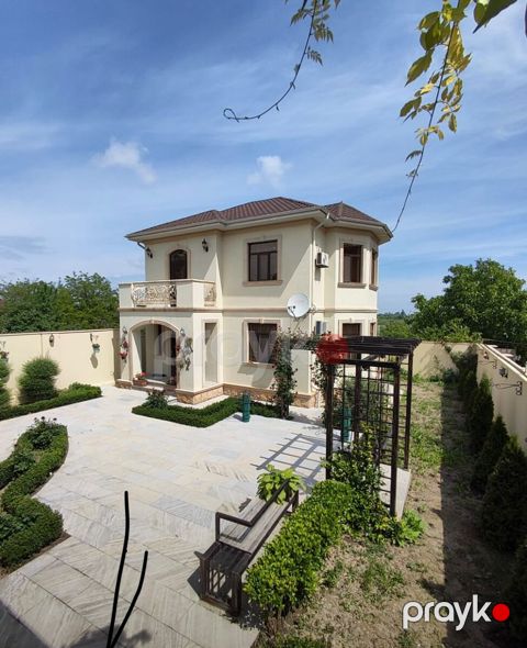 İcarəyə verilir 4 otaqlı həyət evi/bağ evi 200 m²