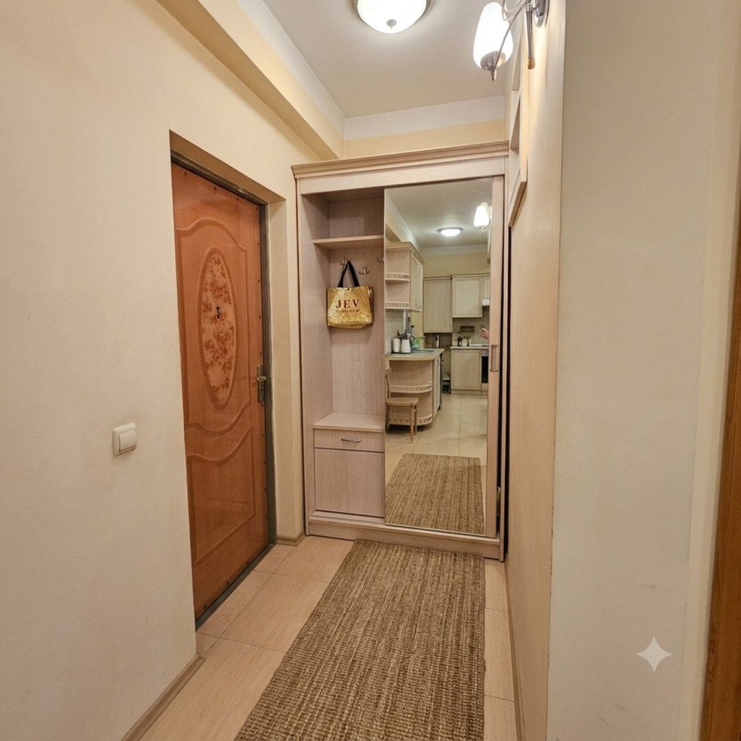 Satılır 2 otaqlı köhnə tikili 60 m² — Mənzil, Bakı (2)