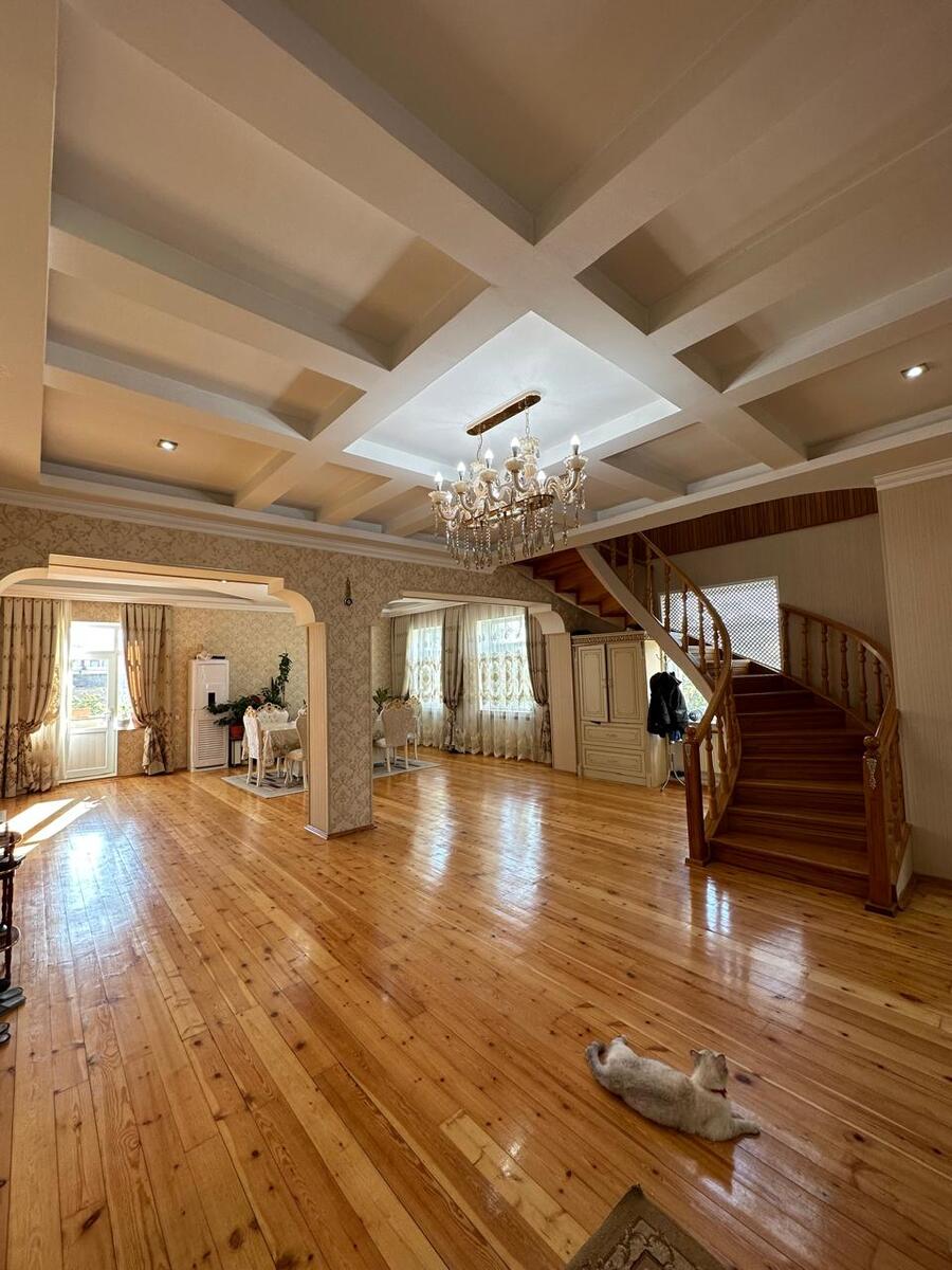 Satılır 6 otaqlı həyət evi/bağ evi 300 m² — Ev, villa, Bakı (11)