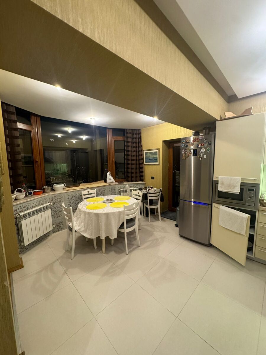 Satılır 4 otaqlı yeni tikili 160 m² — Mənzil, Bakı (9)