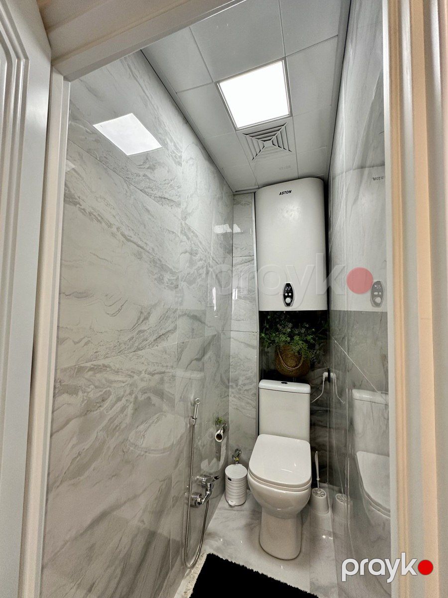 Satılır 2 otaqlı köhnə tikili 61 m² — Mənzil, Bakı (6)