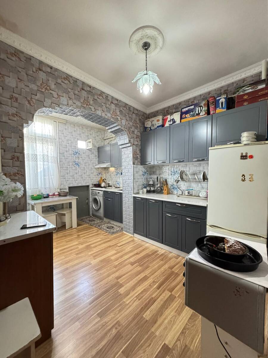 Satılır 4 otaqlı köhnə tikili 110 m² — Mənzil, Bakı (12)