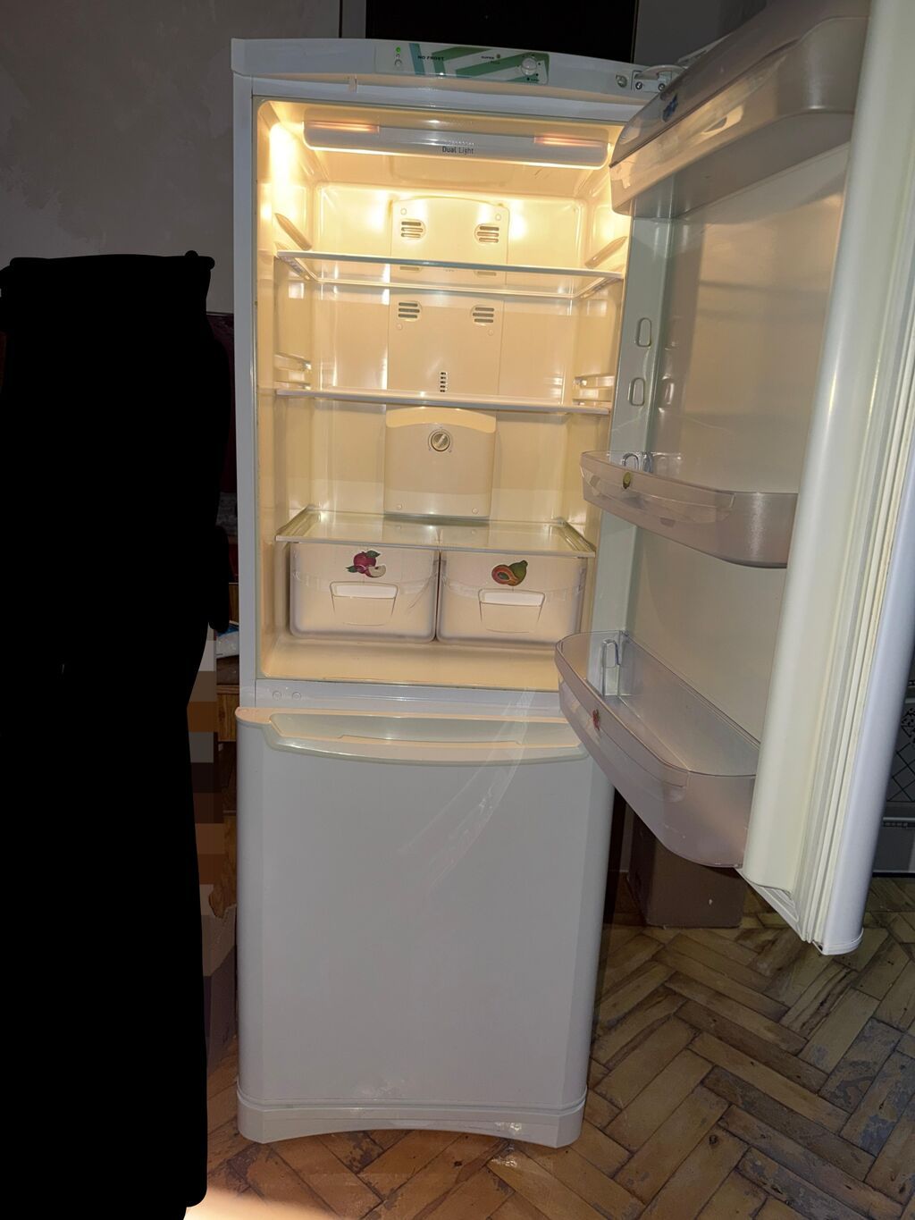 İşlənmiş 2 qapılı Indesit Soyuducu Satılır, rəng - Ağ — Soyuducular, Sumqayıt (2)