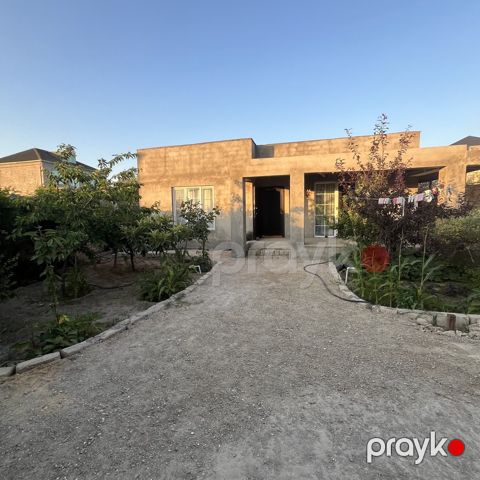 Satılır 4 otaqlı həyət evi/bağ evi 125 m²