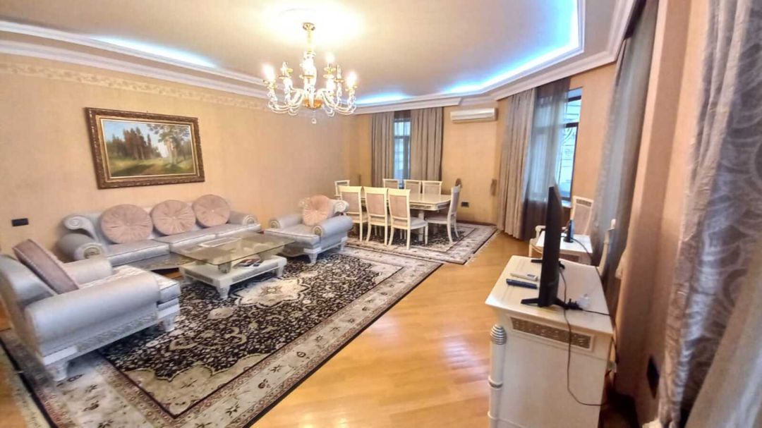 İcarəyə verilir 3 otaqlı köhnə tikili 140 m² — Mənzil, Bakı (4)