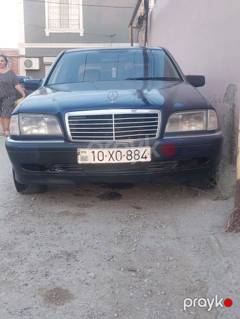 Mercedes-Benz 220: 2.2 l 1994 il Sedan