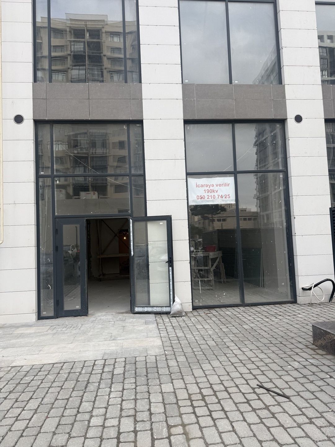 İcarəyə verilir obyekt 200 m² — Əmlak, Bakı