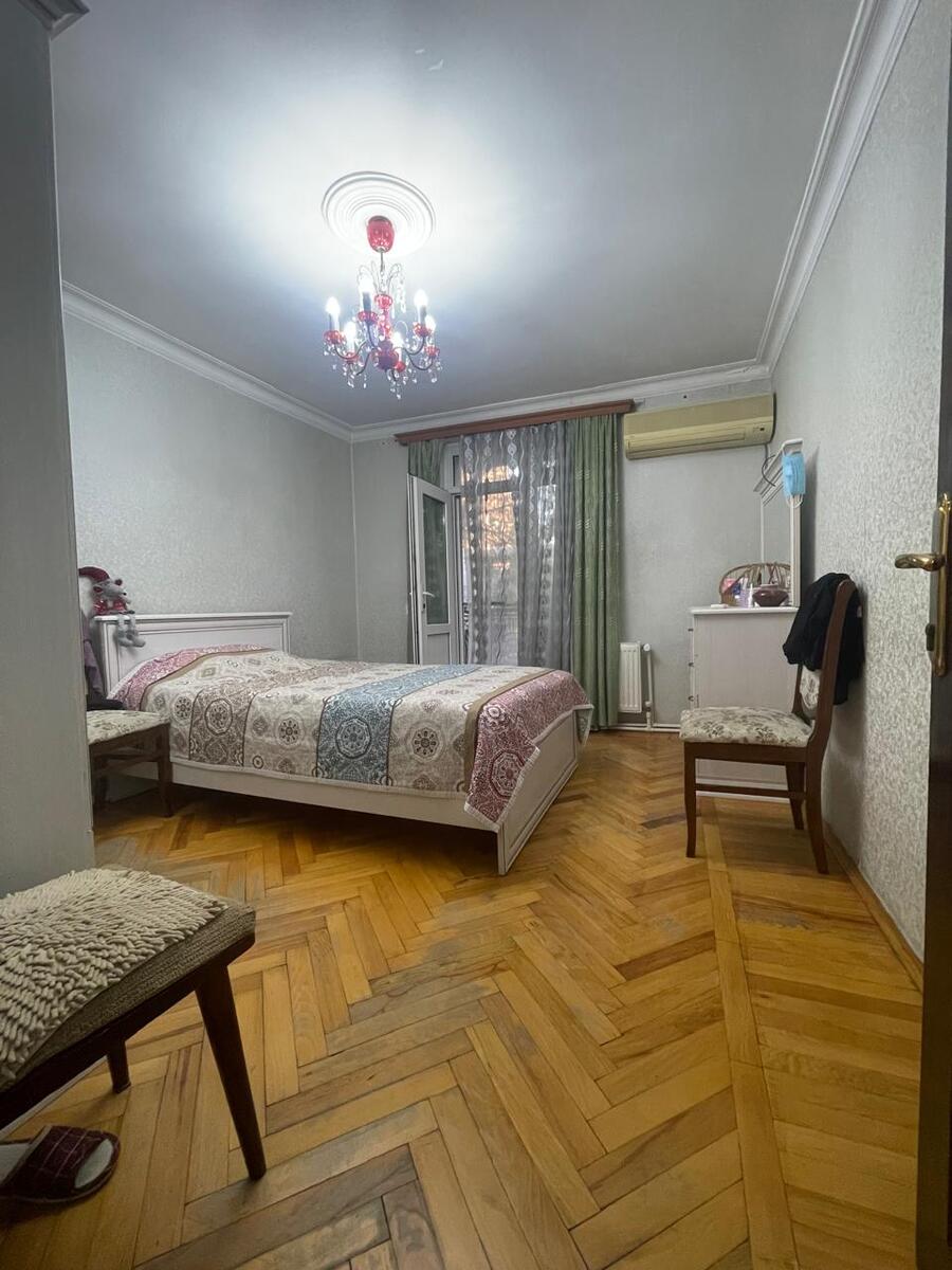 Satılır 3 otaqlı köhnə tikili 70 m² — Mənzil, Bakı (8)