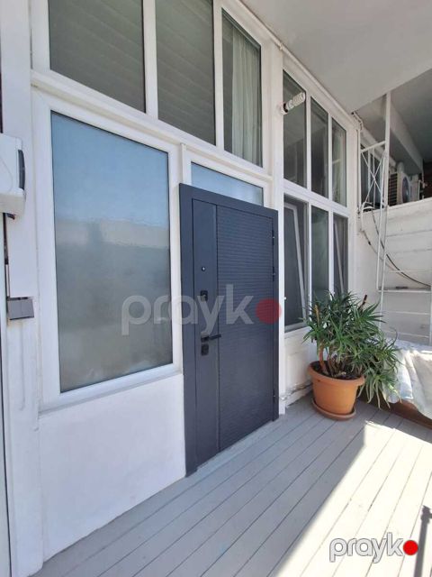 Satılır 2 otaqlı köhnə tikili 72 m²