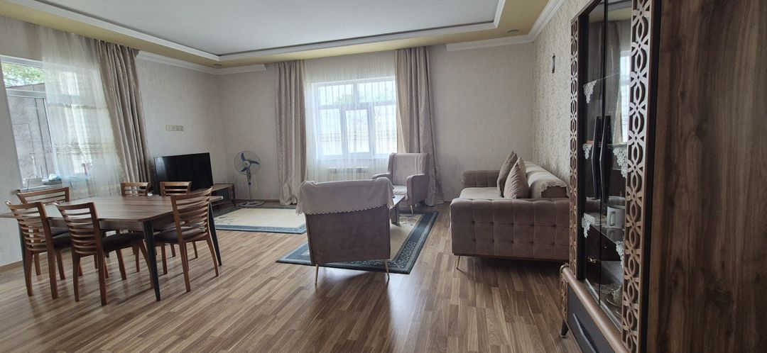 Satılır 4 otaqlı həyət evi/bağ evi 190 m² — Ev, villa, Göygöl (6)