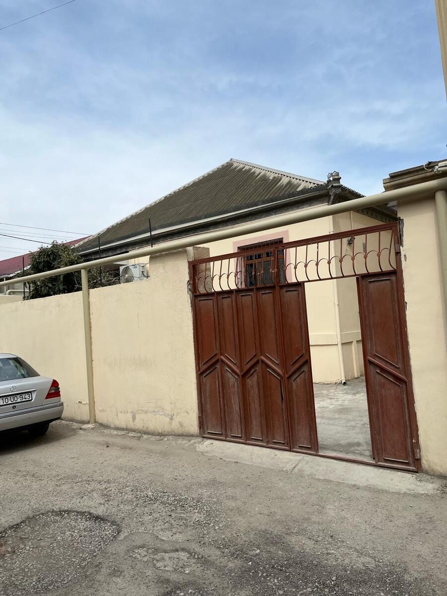 Satılır 4 otaqlı həyət evi/bağ evi 150 m² — Ev, villa, Bakı (2)