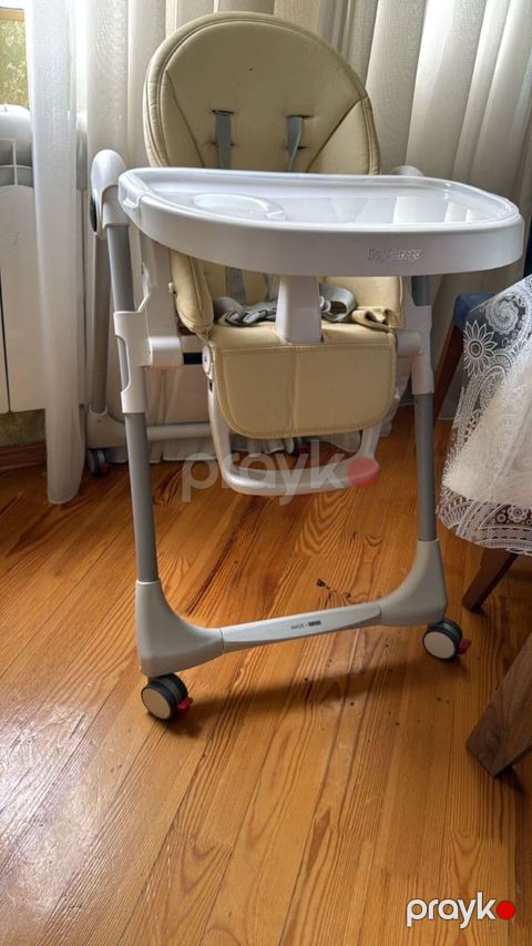 Endirim edildi Yemek stolu 45 azn Italiyanin Peg perego — Mehdiabad