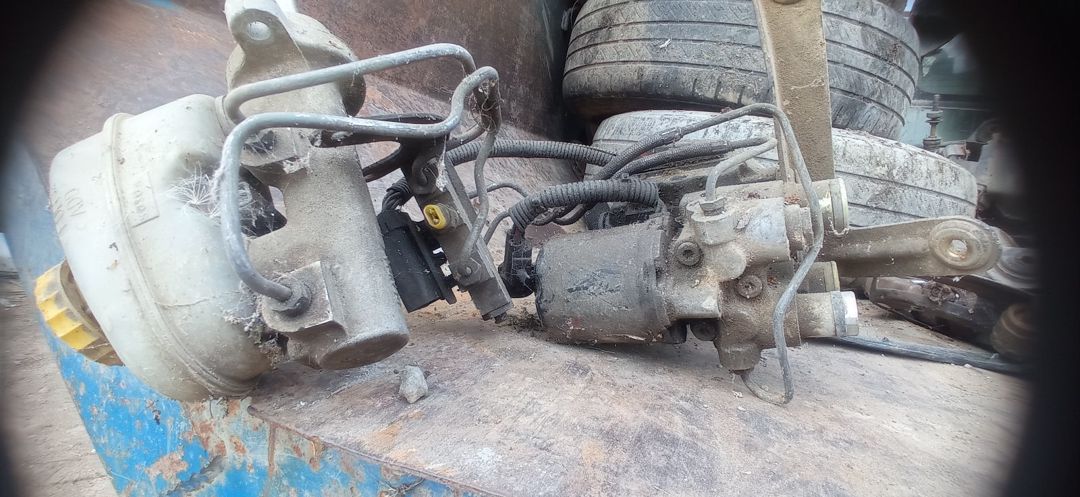 Jeep Grand Cherokee ehtiyat hissələri — Ehtiyat hissələri və aksesuarlar, Gəncə (10)