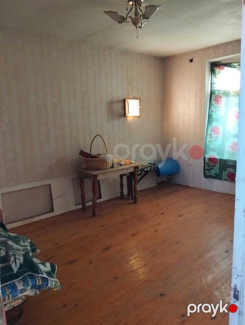 Satılır 2 otaqlı həyət evi/bağ evi 72 m²