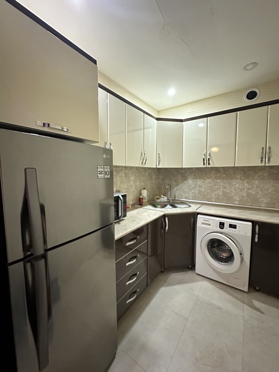 İcarəyə verilir 2 otaqlı yeni tikili 75 m² — Mənzil, Bakı (10)